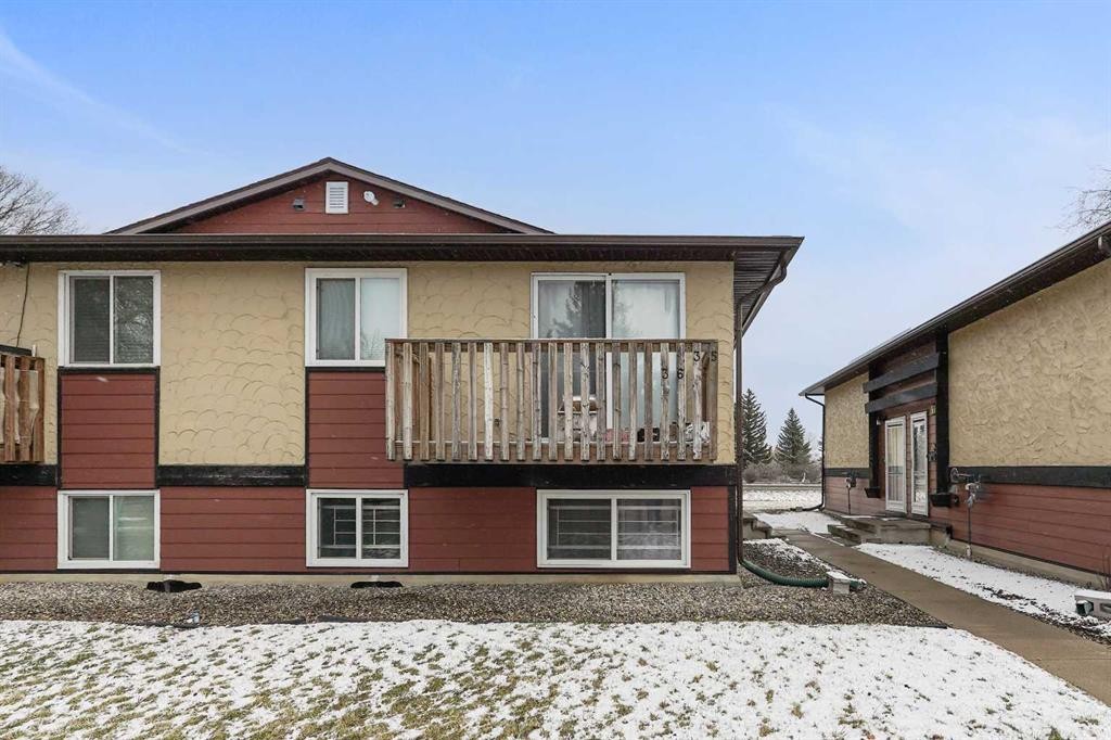 36-5 Acadia Road West, Lethbridge, AB - Outdoor With Balcony With Exterior