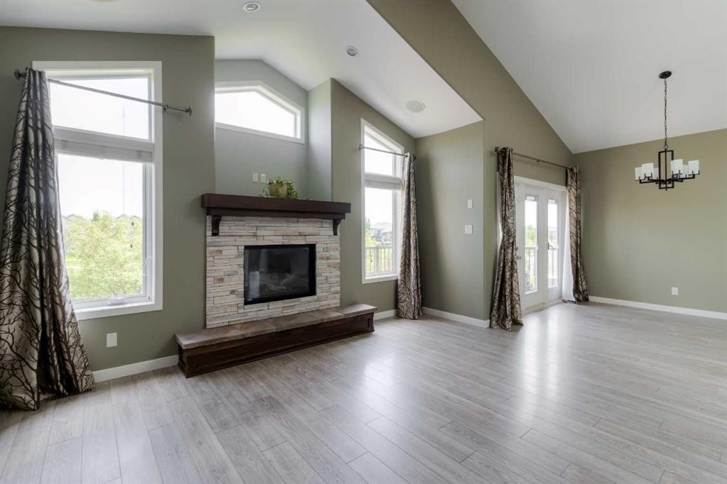 140 Blackwolf Way North, Lethbridge, AB