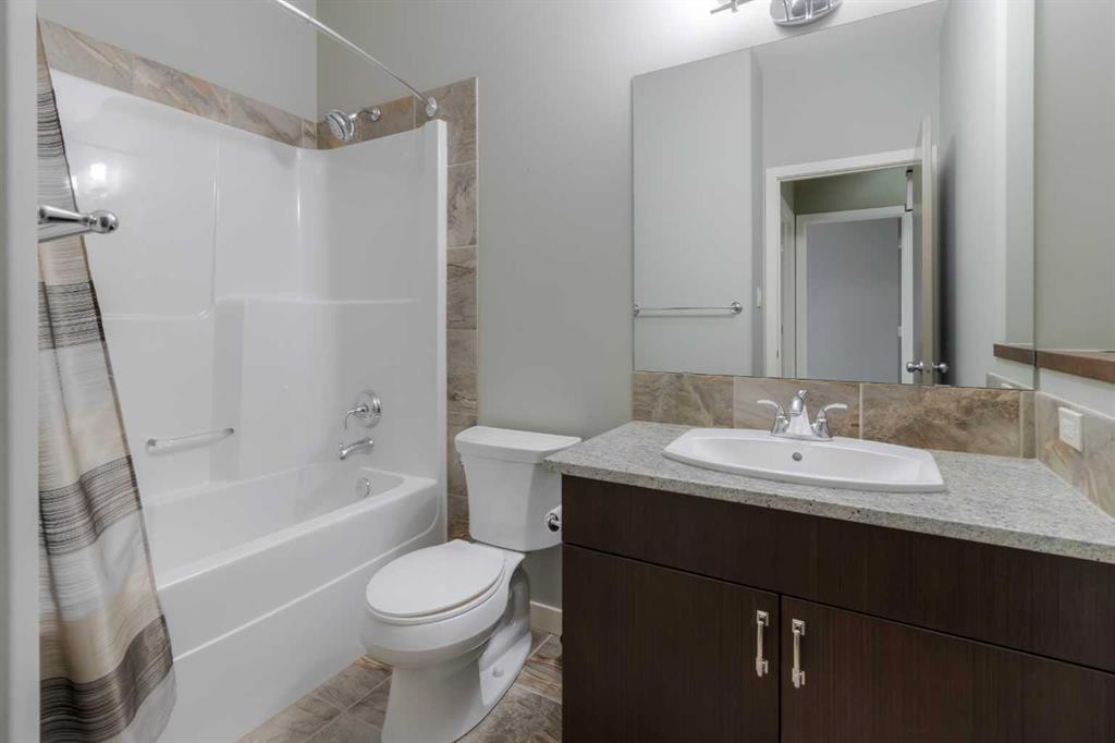 140 Blackwolf Way North, Lethbridge, AB