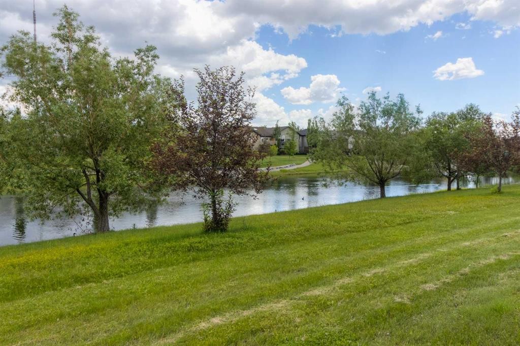 140 Blackwolf Way North, Lethbridge, AB