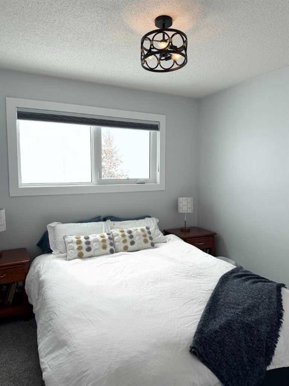 8142 26 Avenue, Coleman, AB - Indoor Photo Showing Bedroom