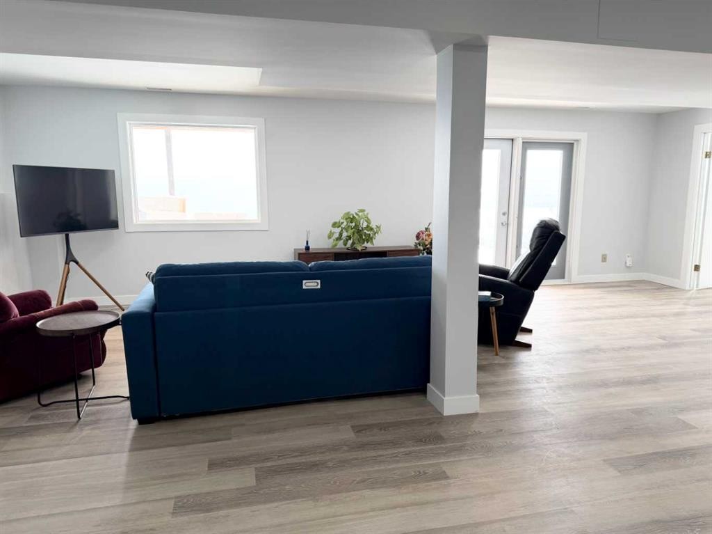 8142 26 Avenue, Coleman, AB - Indoor