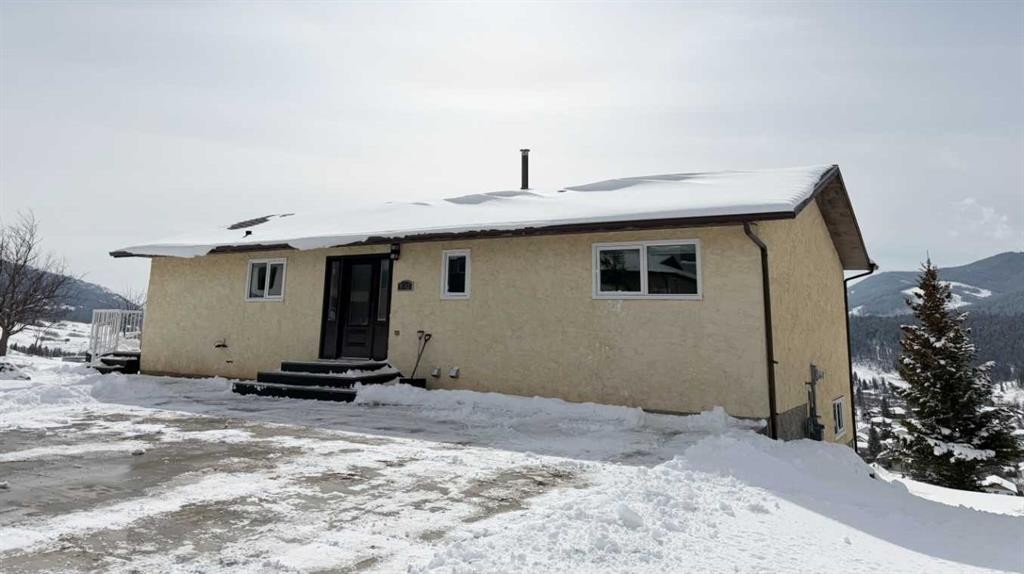 8142 26 Avenue, Coleman, AB - Outdoor