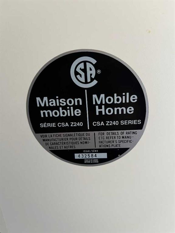 230 4 Street, Stirling, AB -