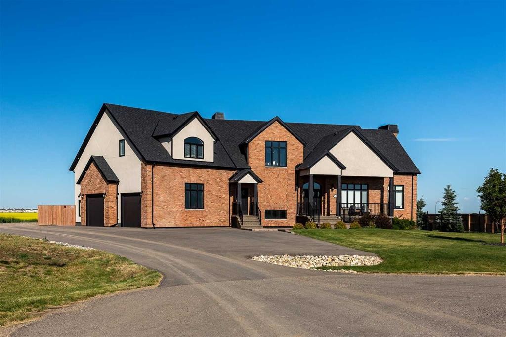 1 Edgemoor Way West, Lethbridge, AB - Outdoor With Facade