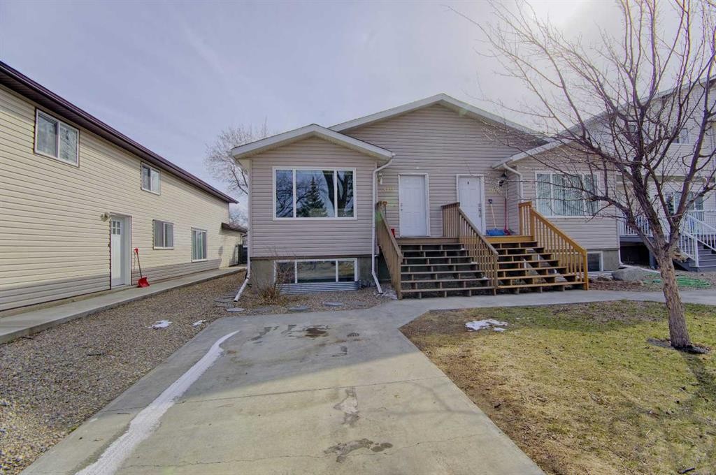 5111 54 Street, Taber, AB - Outdoor With Facade