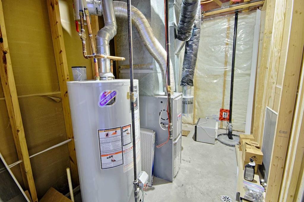 5111 54 Street, Taber, AB - Indoor Photo Showing Basement