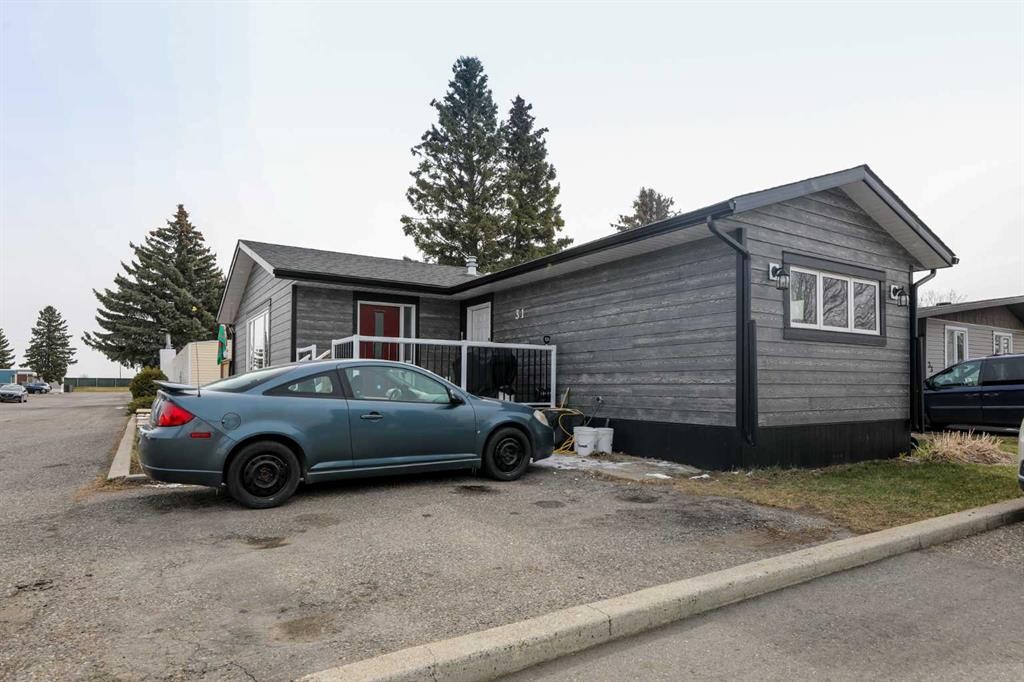 31-1410 43 Street South, Lethbridge, AB