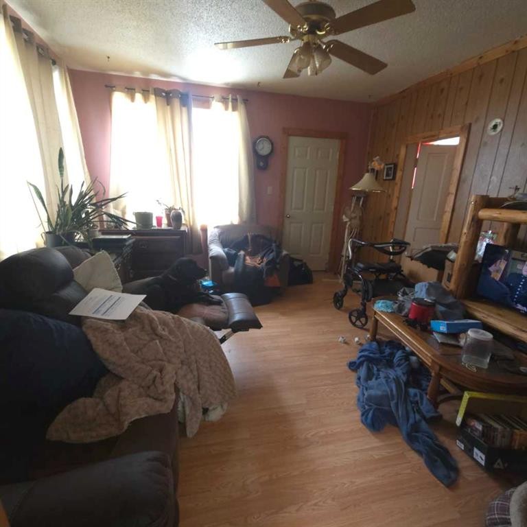 6710 17 Avenue, Coleman, AB - Indoor