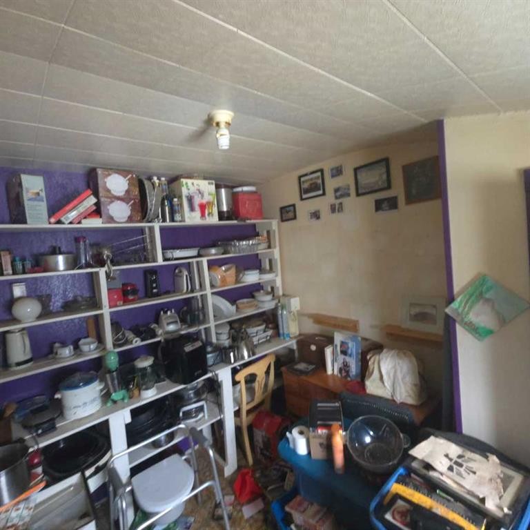 6710 17 Avenue, Coleman, AB - Indoor Photo Showing Other Room
