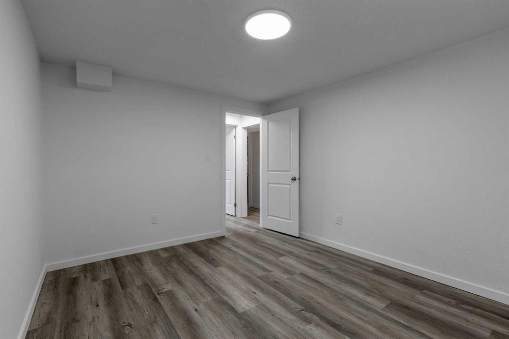 74 Carleton Place West, Lethbridge, AB - Indoor Photo Showing Other Room