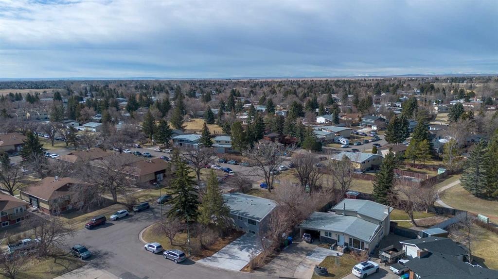 74 Carleton Place West, Lethbridge, AB - Outdoor With View