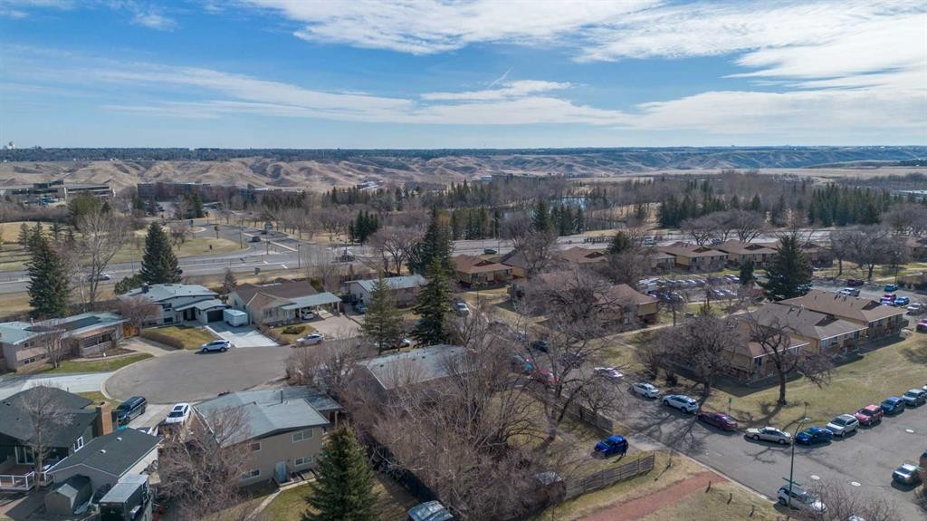 74 Carleton Place West, Lethbridge, AB - Outdoor With View