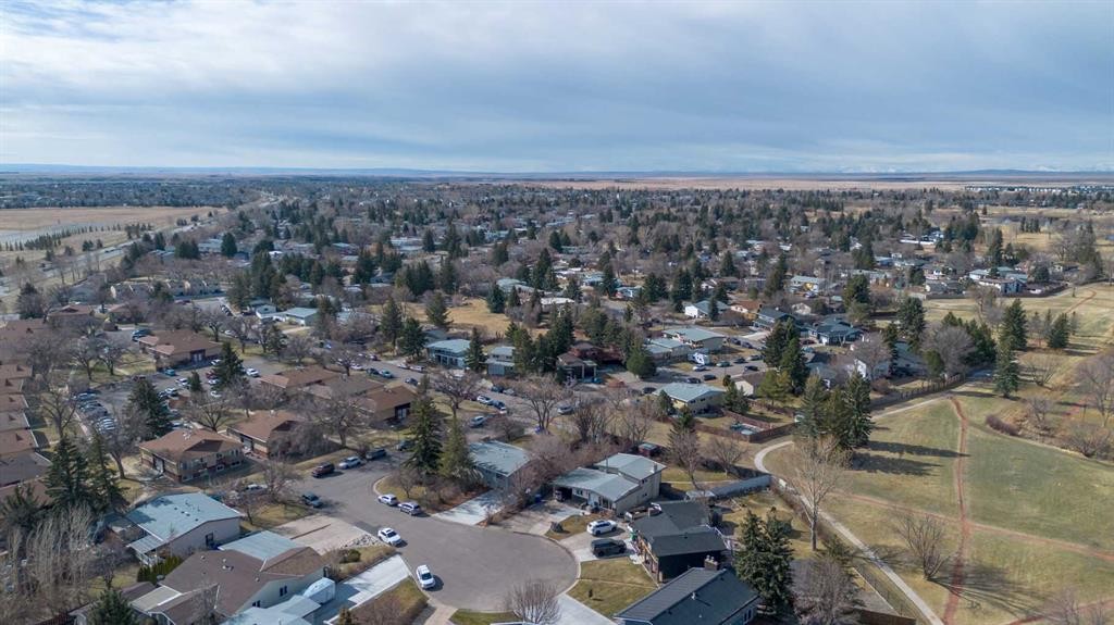 74 Carleton Place West, Lethbridge, AB - Outdoor With View
