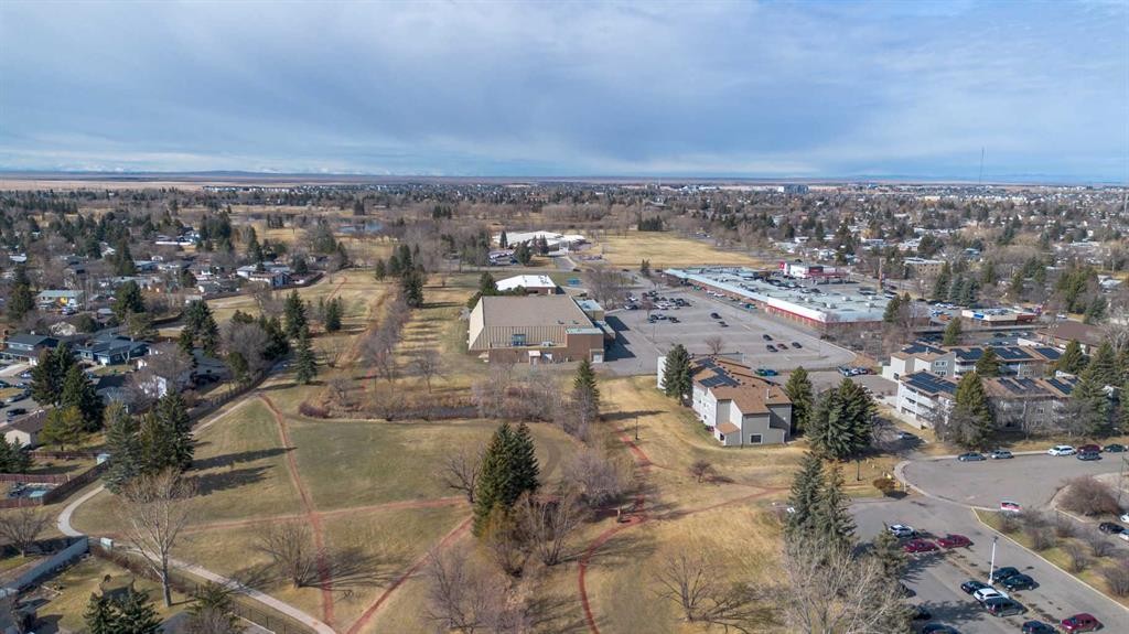 74 Carleton Place West, Lethbridge, AB - Outdoor With View
