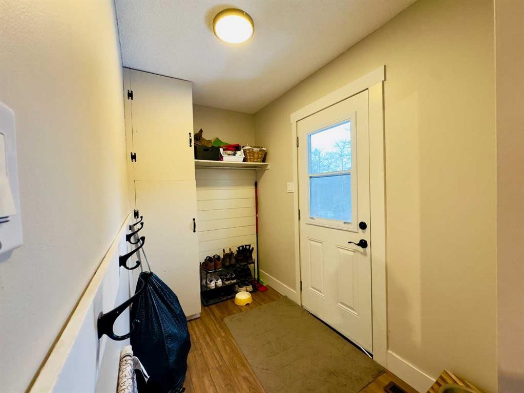 2802 77 Street, Coleman, AB - Indoor Photo Showing Other Room