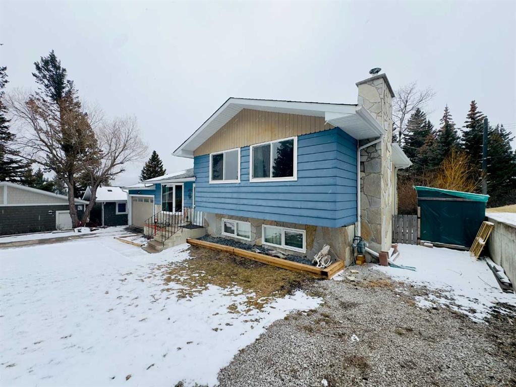 2802 77 Street, Coleman, AB - Outdoor With Exterior