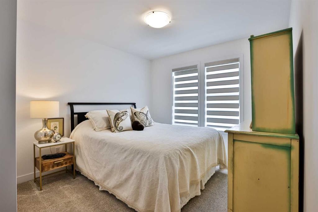 56 Greywolf Road North, Lethbridge, AB - Indoor Photo Showing Bedroom