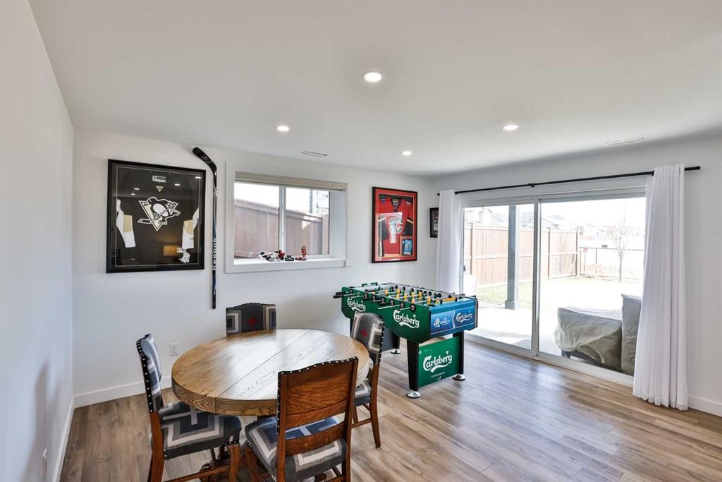 56 Greywolf Road North, Lethbridge, AB - Indoor Photo Showing Dining Room
