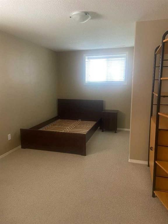 570 Edinburgh Road West, Lethbridge, AB - Indoor