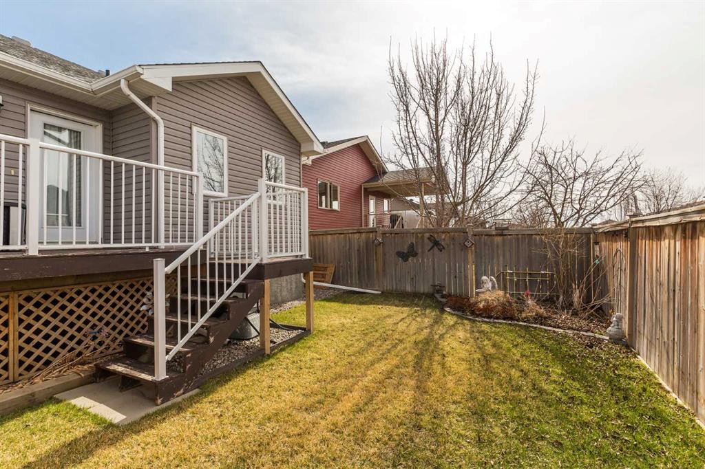 570 Edinburgh Road West, Lethbridge, AB - Outdoor