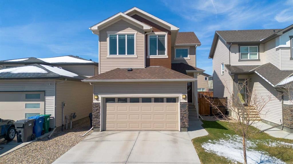 933 Pacific Way West, Lethbridge, AB - Outdoor