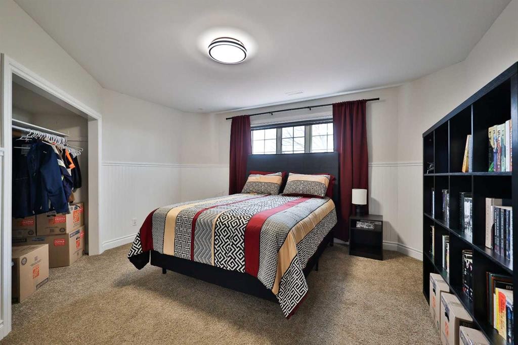 609 7 Avenue, Stirling, AB - Indoor Photo Showing Bedroom