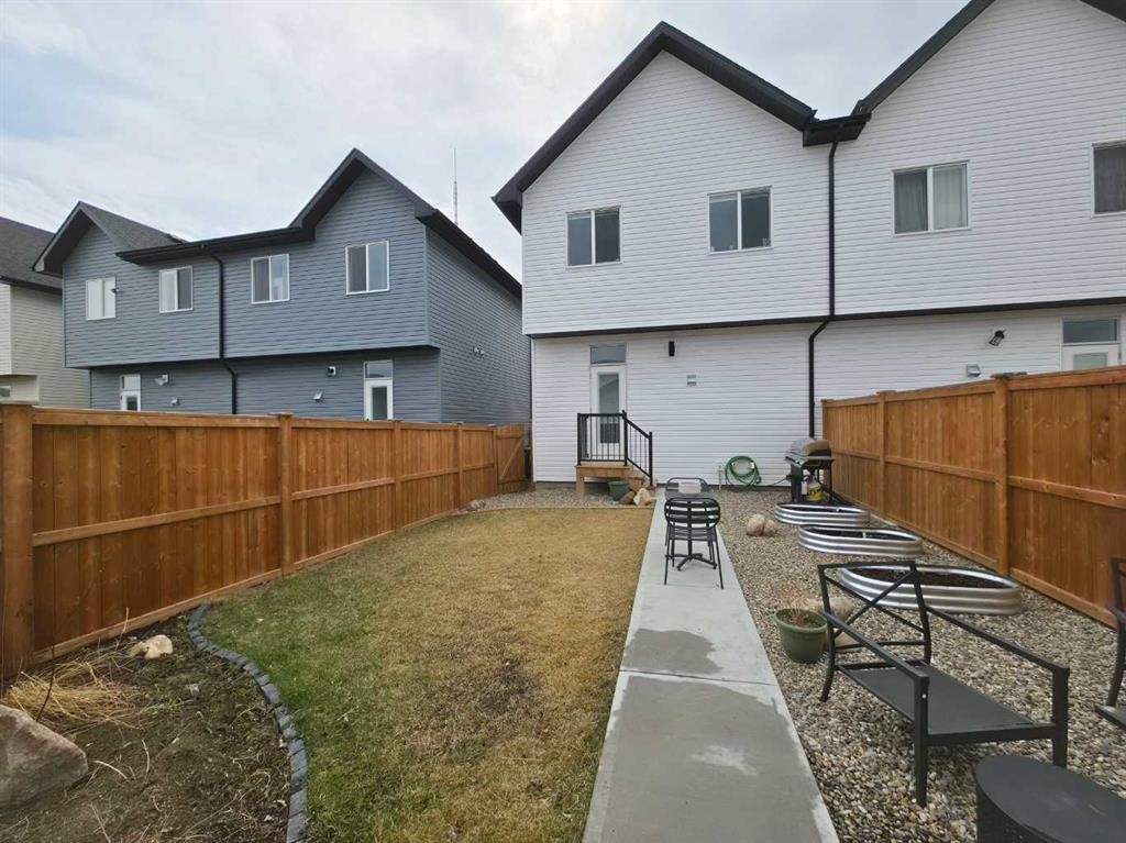 633 Blackwolf Boulevard North, Lethbridge, AB - Outdoor