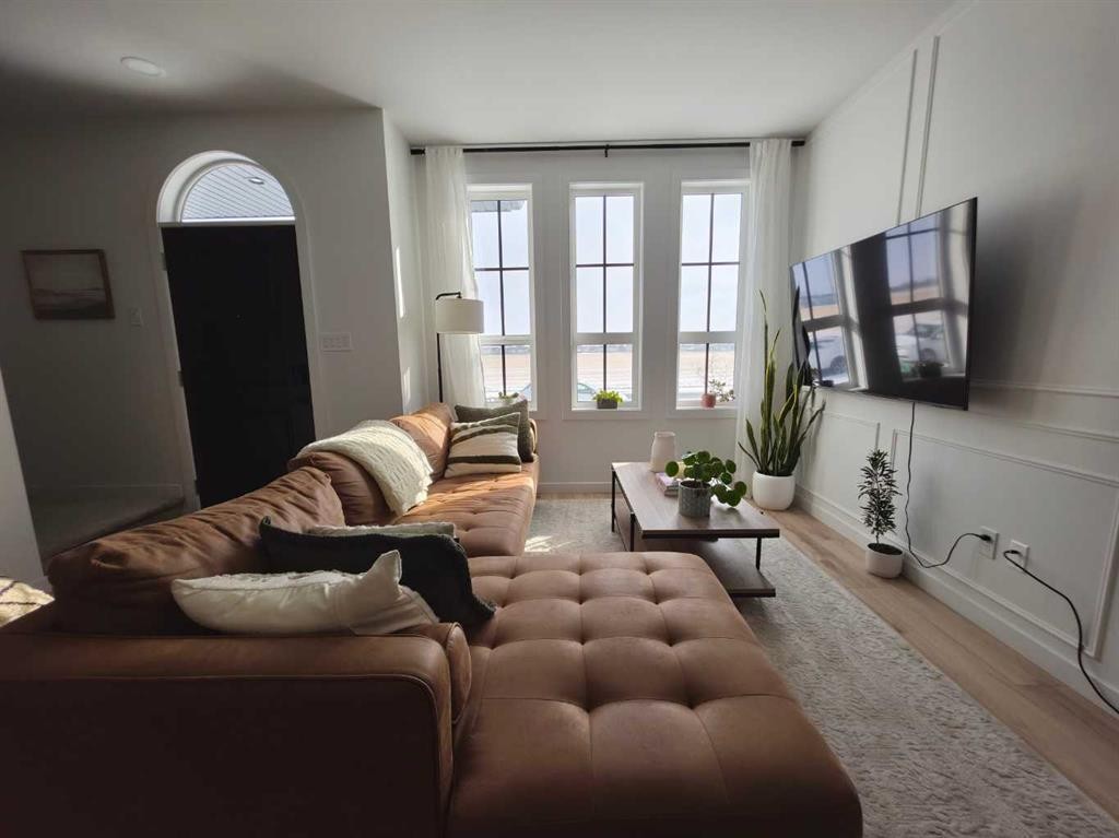 633 Blackwolf Boulevard North, Lethbridge, AB - Indoor