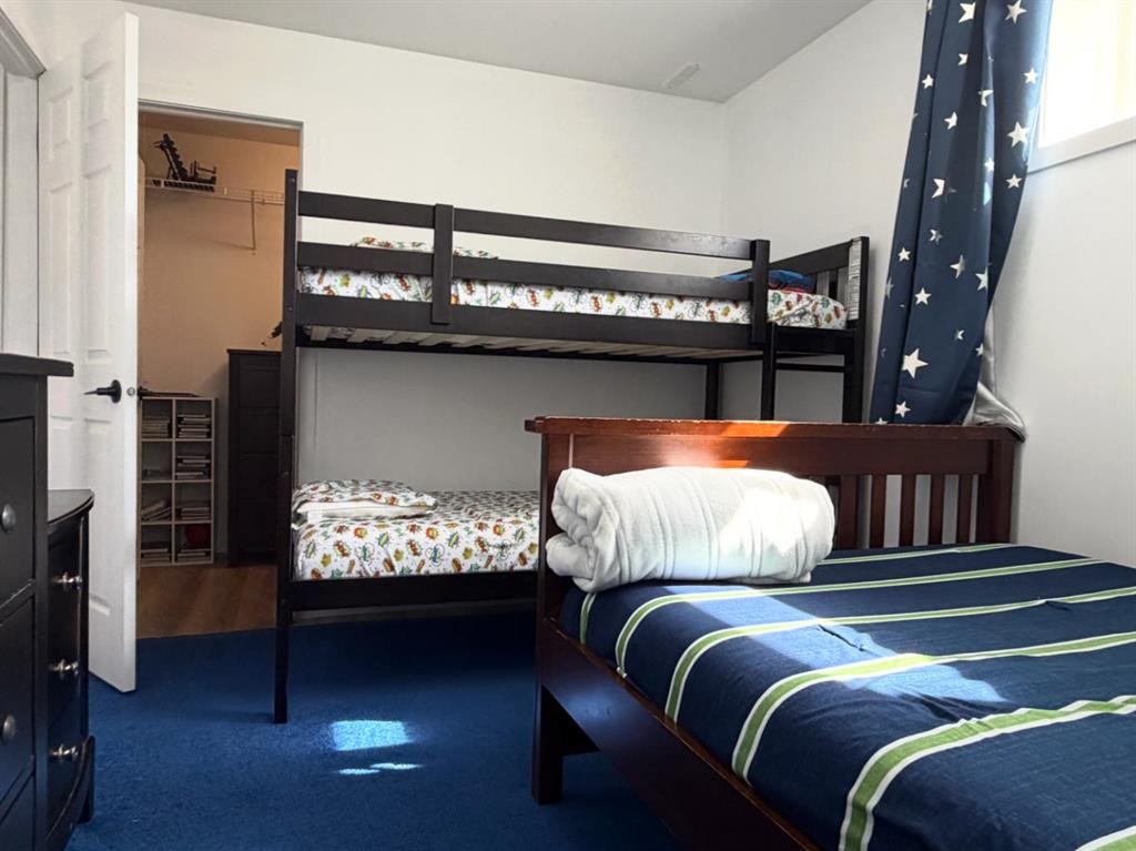 47 Blackwolf Pass North, Lethbridge, AB - Indoor Photo Showing Bedroom