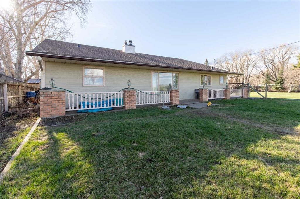 63004A Hwy 5, Welling, AB - Outdoor With Deck Patio Veranda