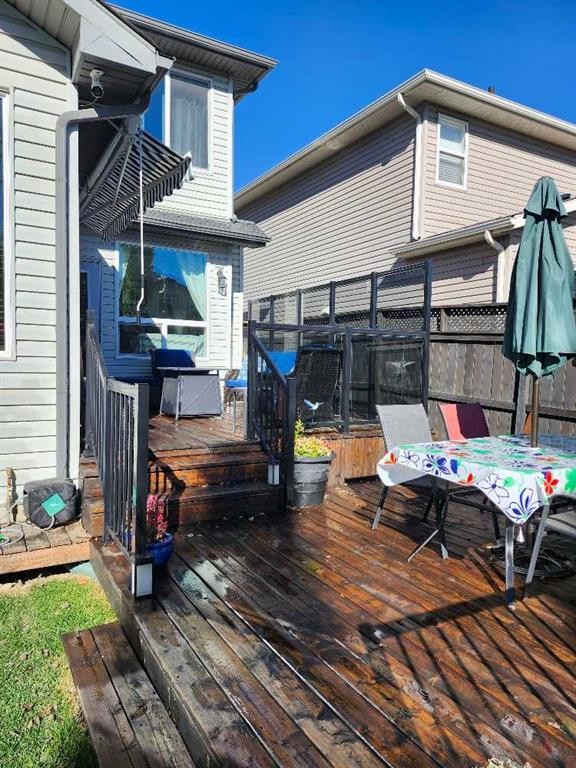 23 Cranberry Circle Se, Calgary, AB - Outdoor With Deck Patio Veranda With Exterior