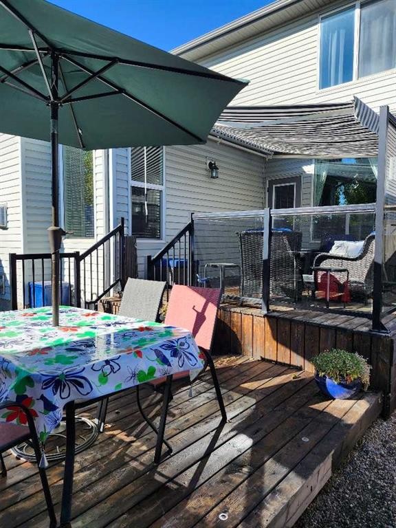 23 Cranberry Circle Se, Calgary, AB - Outdoor With Deck Patio Veranda With Exterior