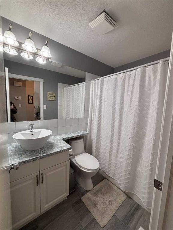 70 Kodiak Crescent North, Lethbridge, AB