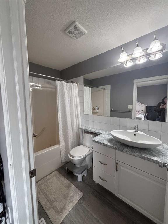 70 Kodiak Crescent North, Lethbridge, AB