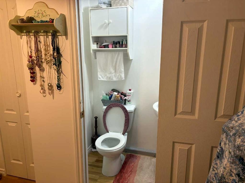 405 1 Avenue, Coutts, AB - Indoor