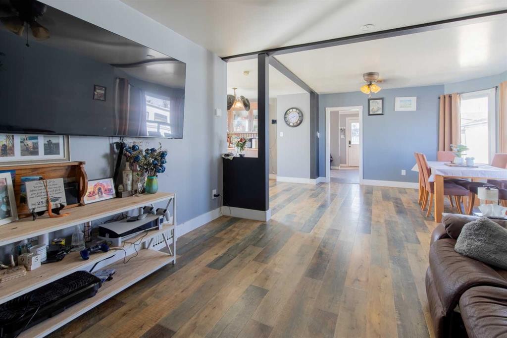446 21 Street, Fort Macleod, AB - Indoor