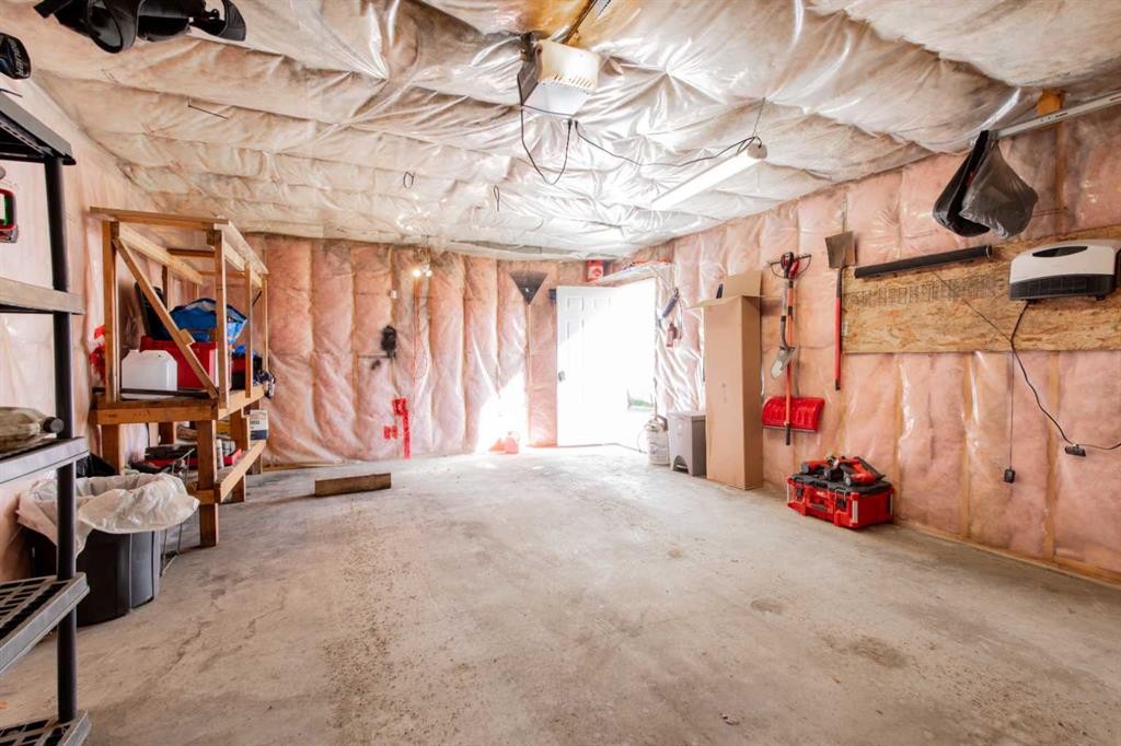 446 21 Street, Fort Macleod, AB - Indoor Photo Showing Basement