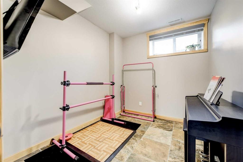 75 Ironstone Drive, Coleman, AB - Indoor