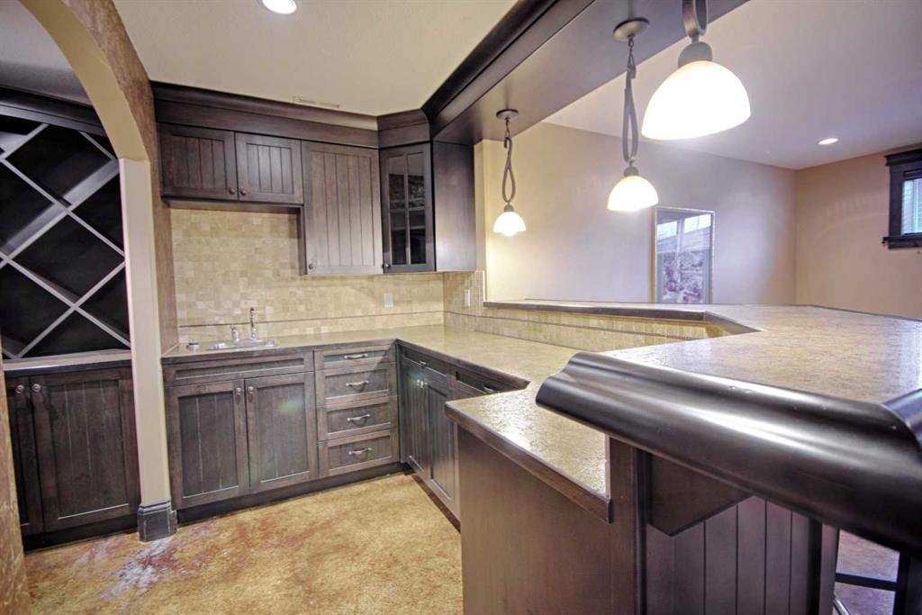 226 Riverstone Boulevard West, Lethbridge, AB - Indoor Photo Showing Kitchen
