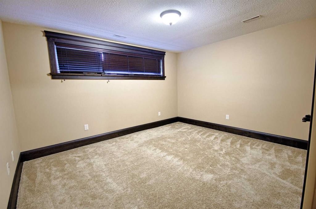 226 Riverstone Boulevard West, Lethbridge, AB - Indoor Photo Showing Other Room