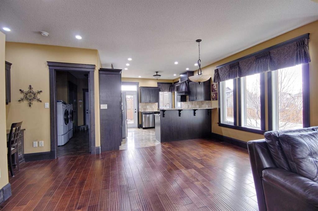 226 Riverstone Boulevard West, Lethbridge, AB - Indoor