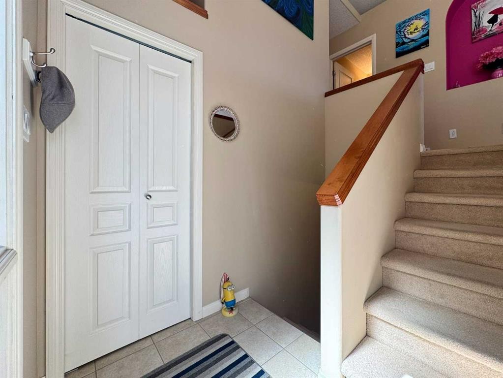 344 Lynx Crescent North, Lethbridge, AB - Indoor Photo Showing Other Room