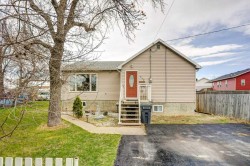 379N 300 E Raymond, AB T0K 2S0