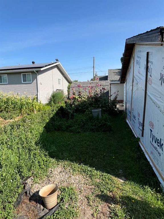 505 4 Street, Stirling, AB - Outdoor