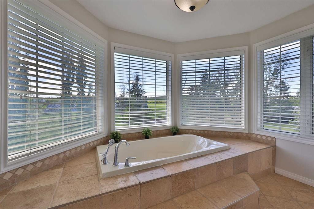 30048A Secondary Rd 501, Cardston, AB