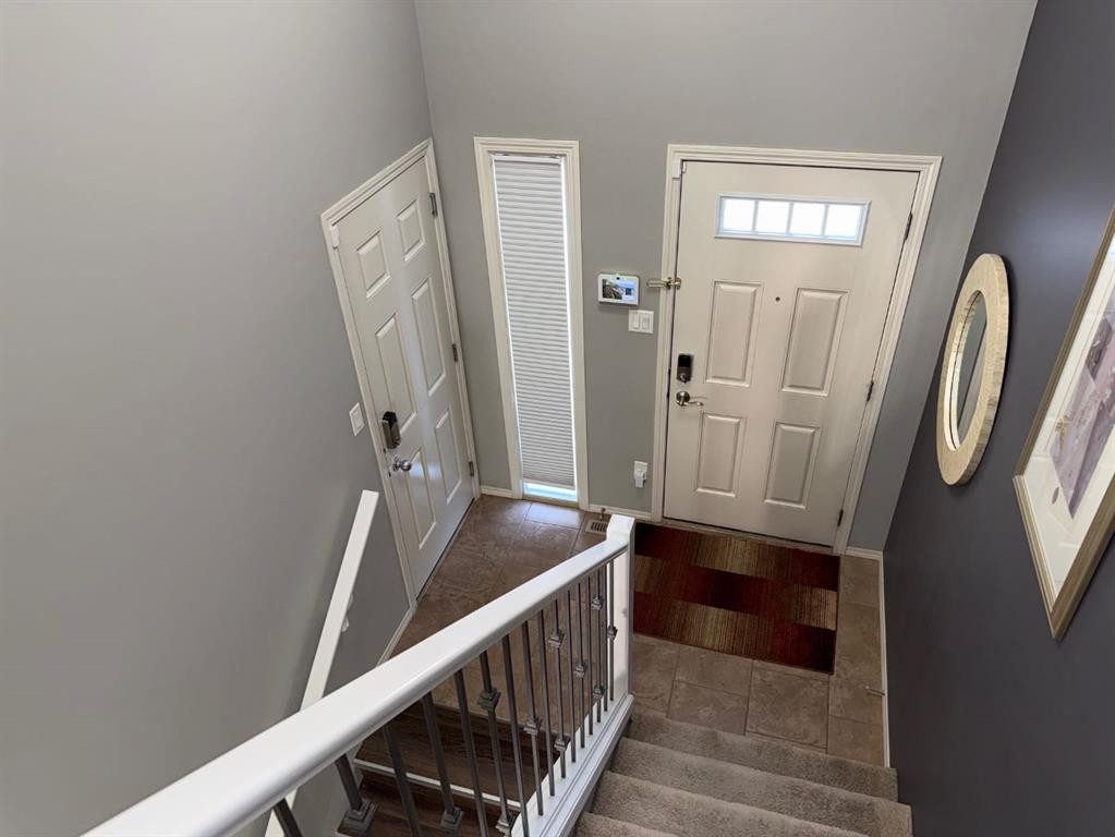 755 Silkstone Close West, Lethbridge, AB - Indoor Photo Showing Other Room