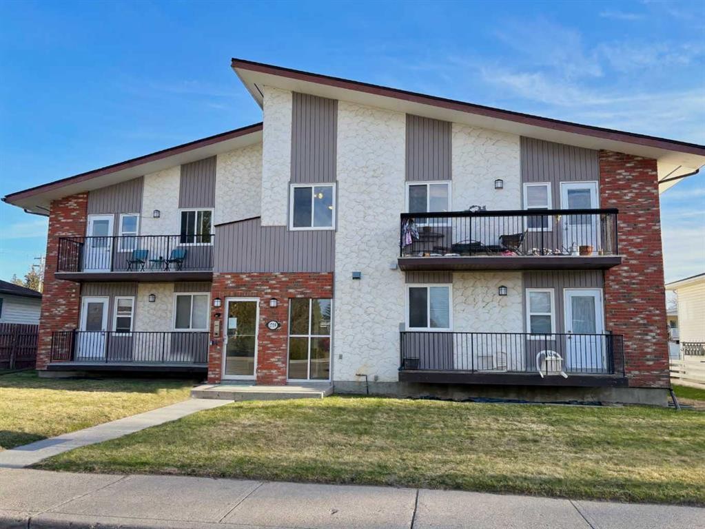 9-1739 St Edwards Boulevard North, Lethbridge, AB - Outdoor