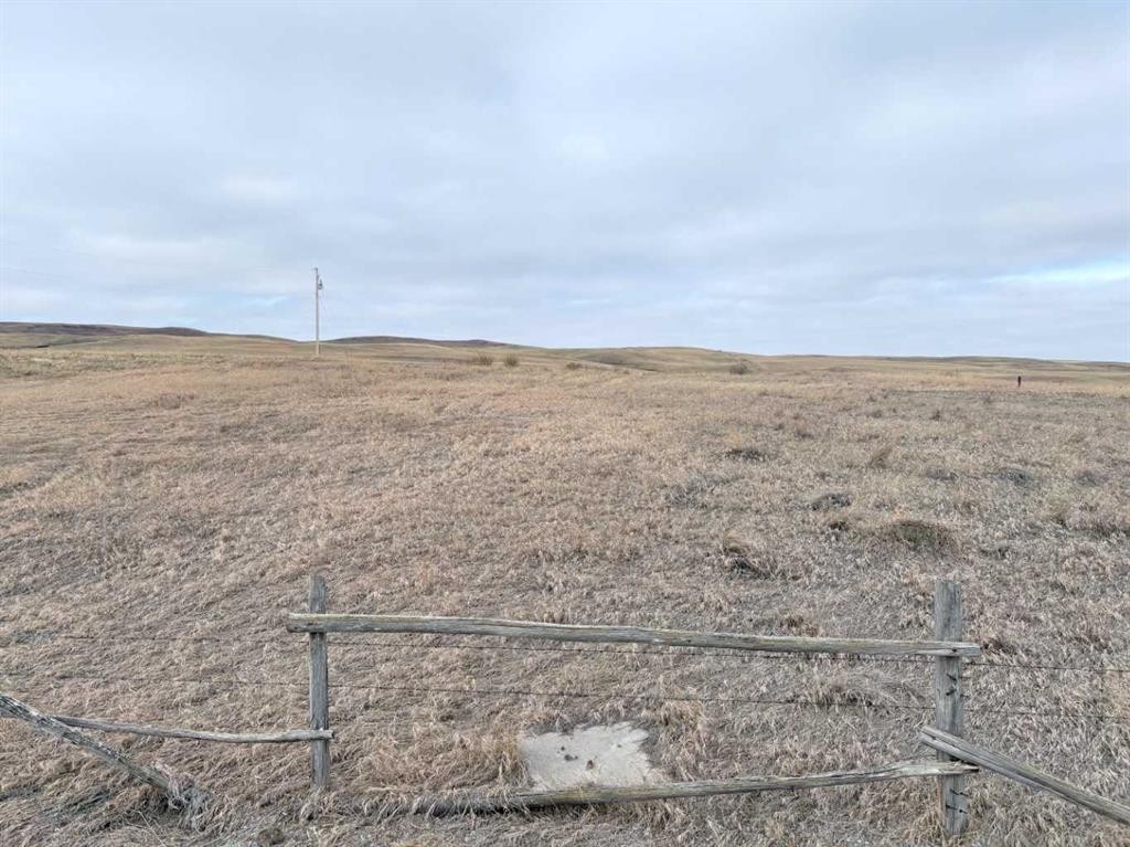On 252 Range, Rural Cardston County, AB - Outdoor With View