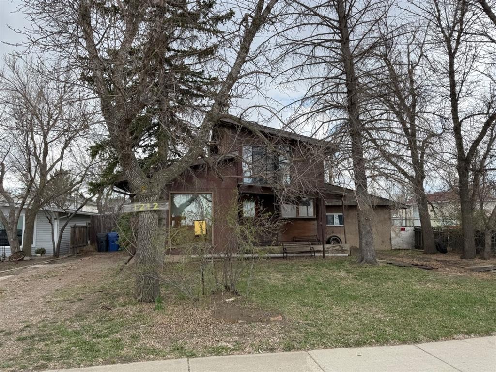 1212 44 Avenue North, Lethbridge, AB